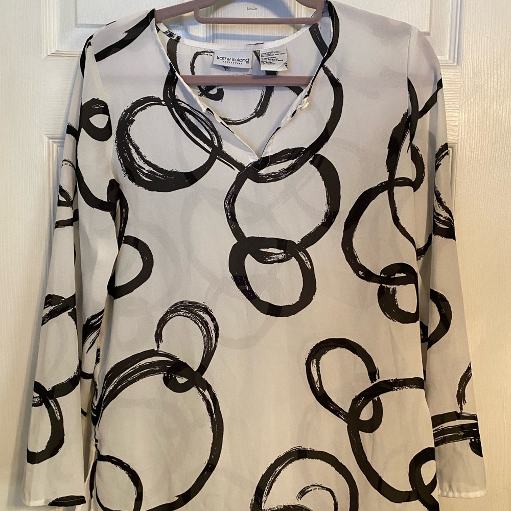 Woman’s blouse